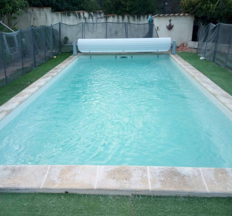 Après rénovation complète piscine coque polyester