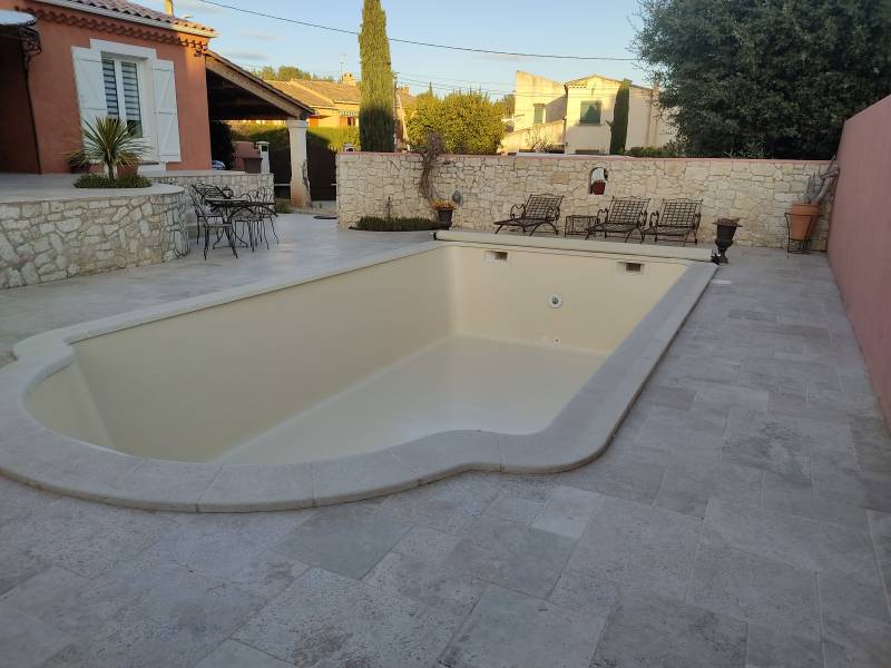 Rénovation coque polyester sur St Chamas